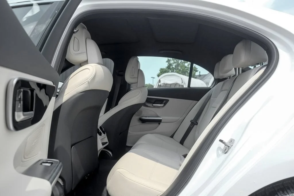 New 2026 Polar White Mercedes-Benz C 300 image 48