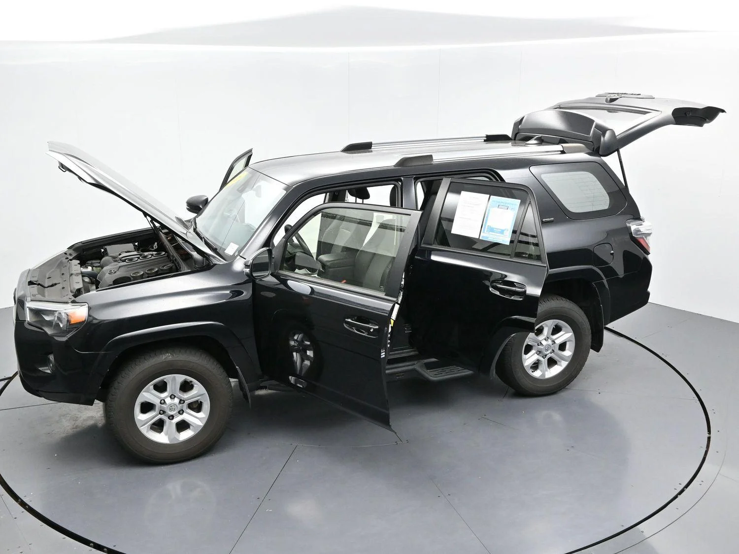 Used 2023 Midnight Black Metallic Toyota SR5 Premium image 46