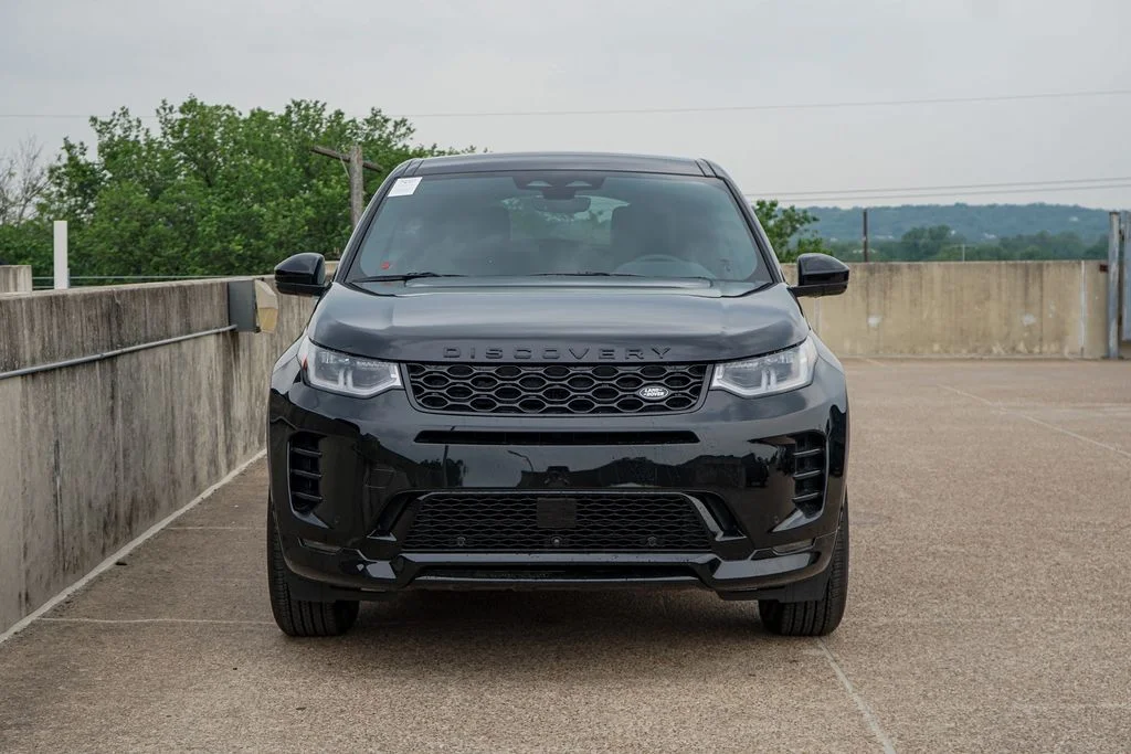 New 2026 Santorini Black Land Rover Landmark image 3