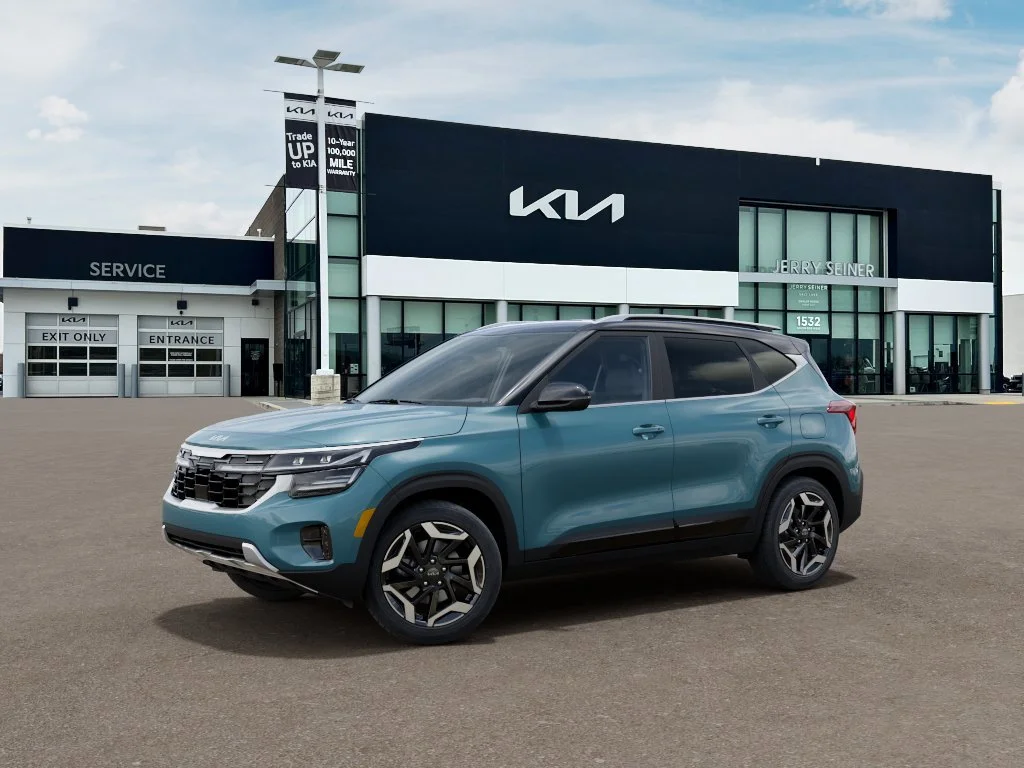 New 2026 Pluton Blue / Black Roof Kia SX image 3