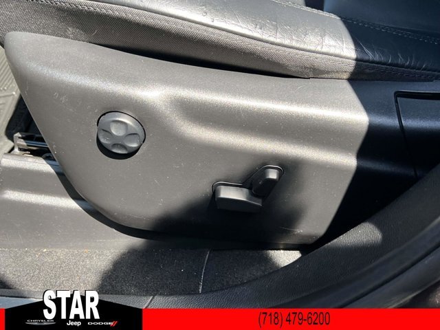 Used 2021 Granite Crystal Metallic Clearcoat Jeep Limited image 21