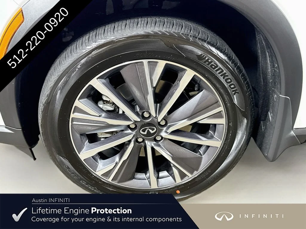 New 2027 White INFINITI LUXE image 43