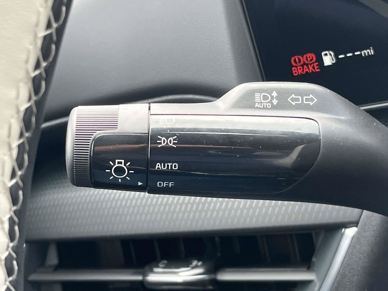 New 2026 Steel Gray Kia GT-Line image 37