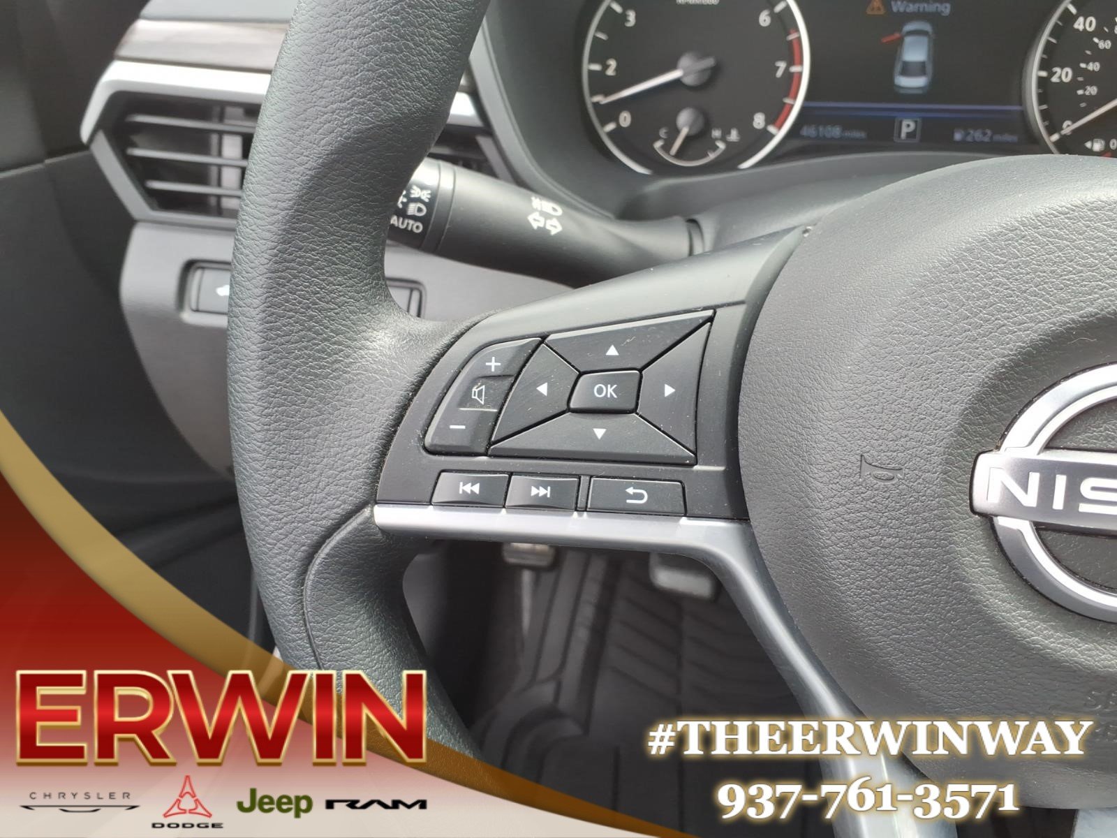 Used 2025 Black Nissan 2.5 SV image 18