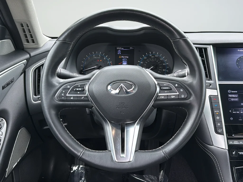Used 2022 Black INFINITI LUXE image 29