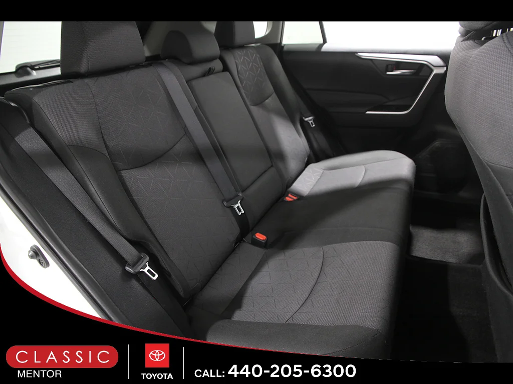 Used 2024 Ice Cap Toyota XLE image 17