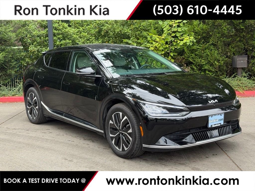 Used 2024 Aurora Black Pearl Kia Wind image 1