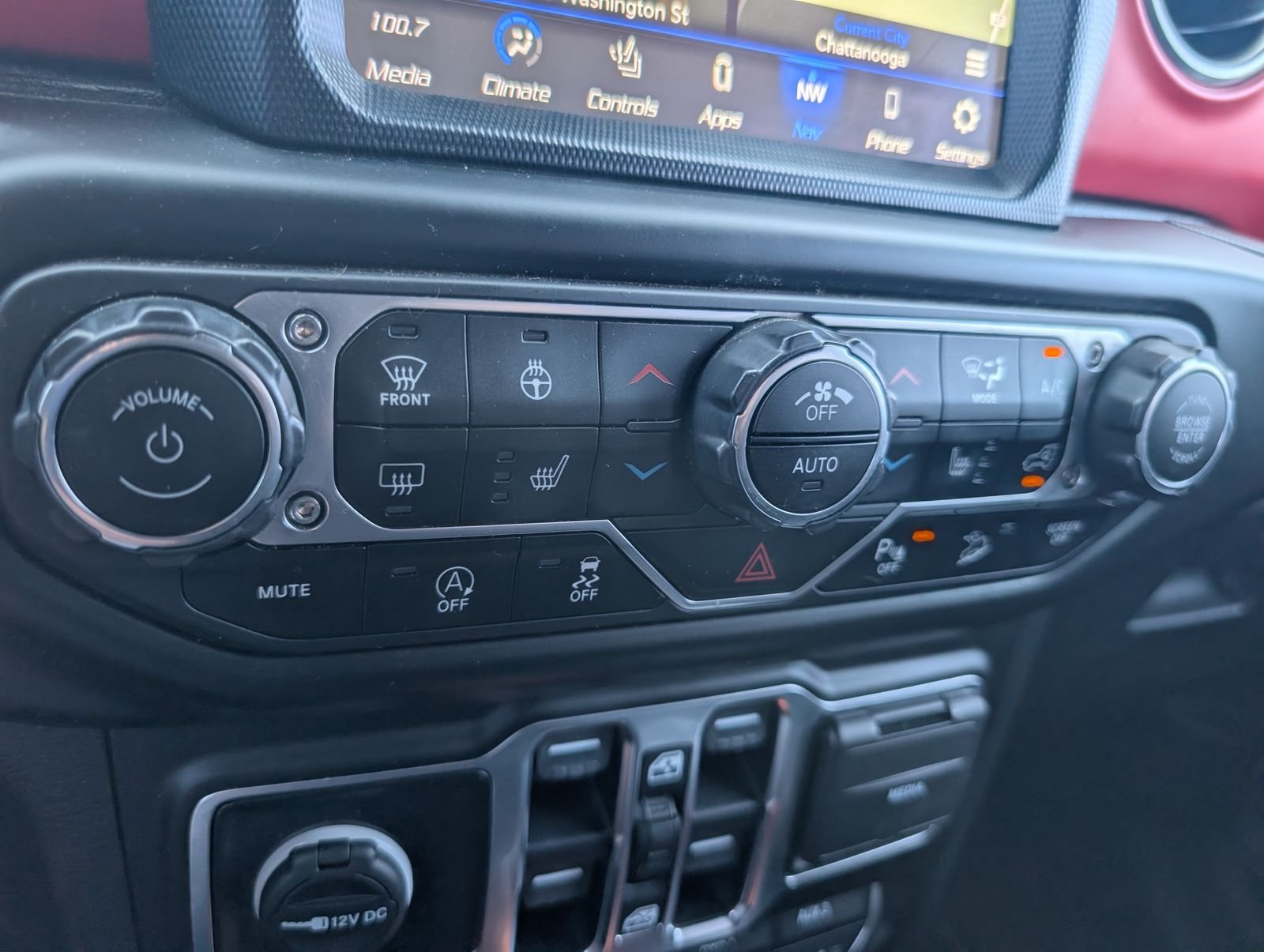 Used 2020 Black Jeep Unlimited Rubicon image 14