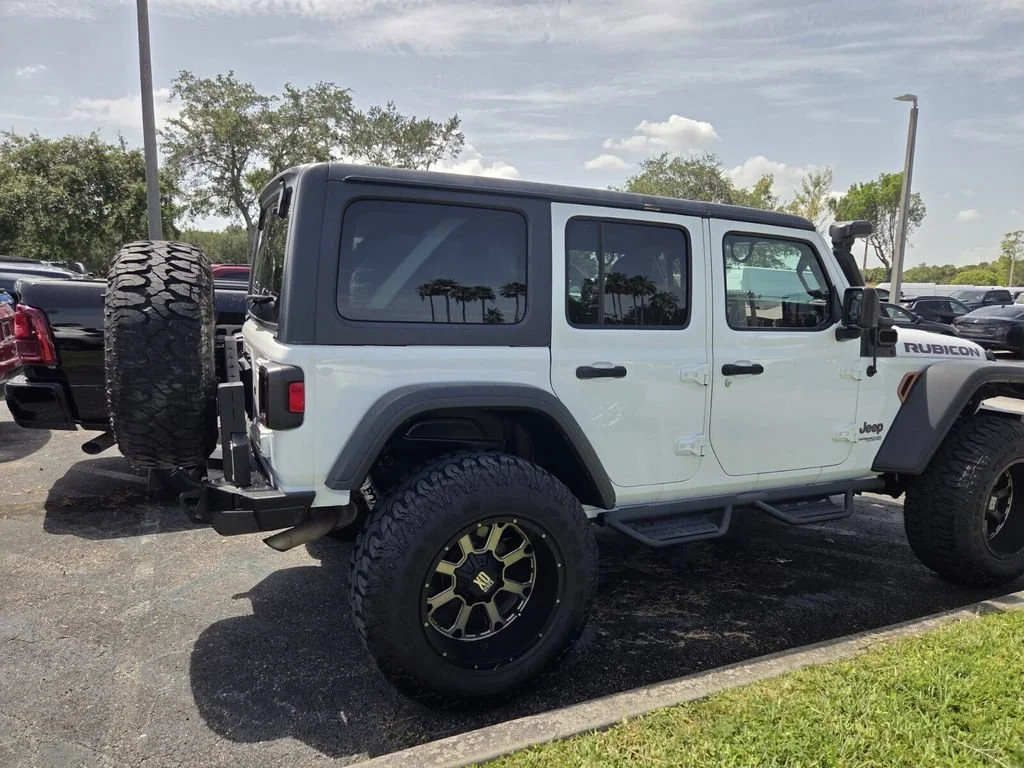Used 2020 Bright White Clearcoat Jeep Rubicon image 5