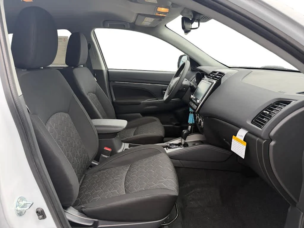 New 2026 White Diamond Mitsubishi ES image 11