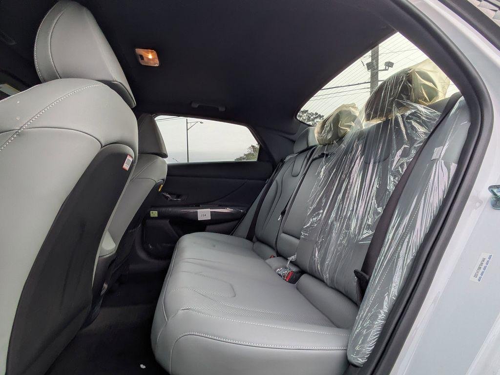 New 2025 White Hyundai Limited image 12