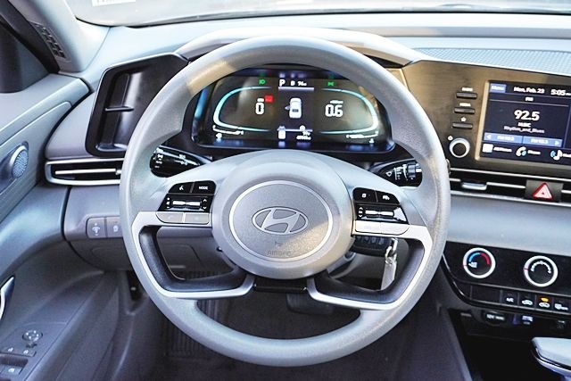 Used 2024 Gray Hyundai SE image 17