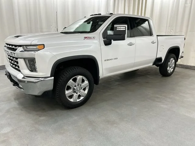Used 2020 Iridescent Pearl Tricoat Chevrolet LTZ image 2