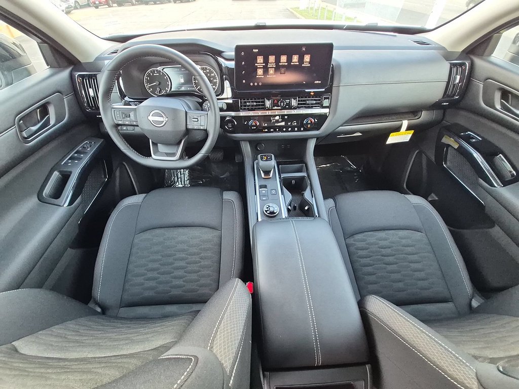 2026 Nissan Pathfinder SV - Photo 15