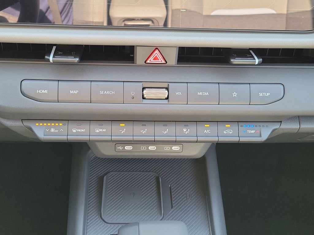New 2027 Interstellar Gray Kia S image 31