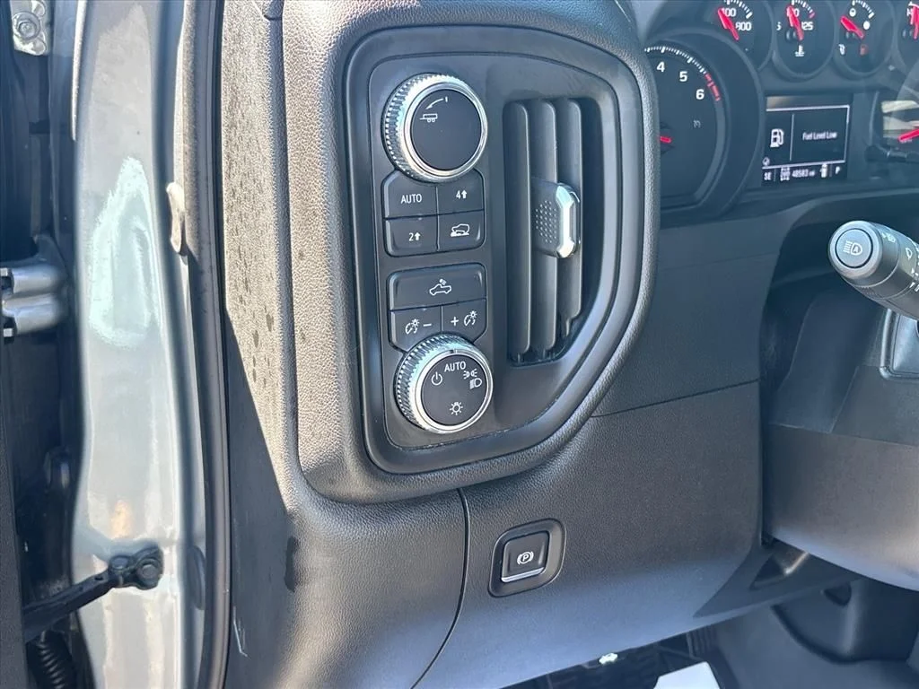 Used 2024 Silver GMC Pro image 27