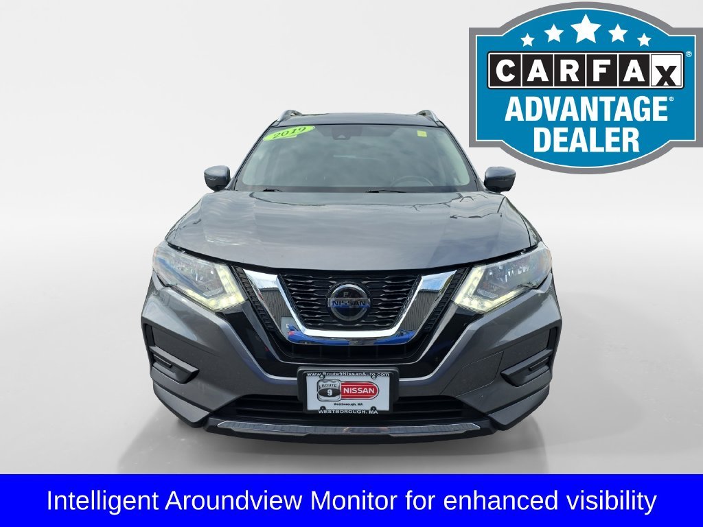 Used 2019 Gray Nissan SV image 2