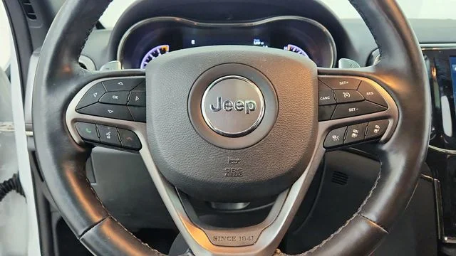 Used 2021 White Jeep Limited X image 21