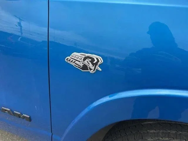 New 2026 Hydro Blue Pearl-Coat Exterior Paint RAM BIG HORN image 9