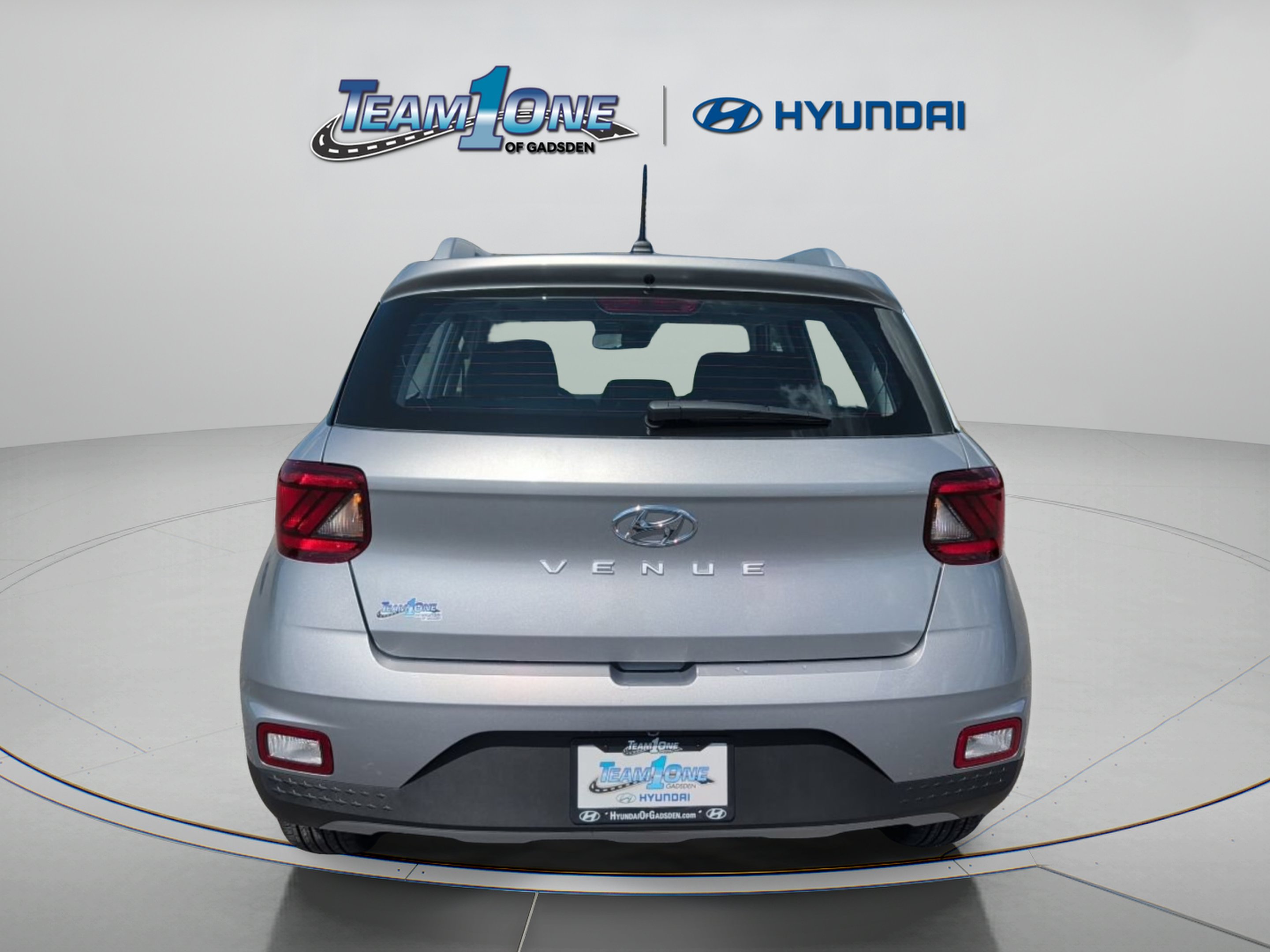 New 2026 Shimmering Silver Hyundai SEL image 7