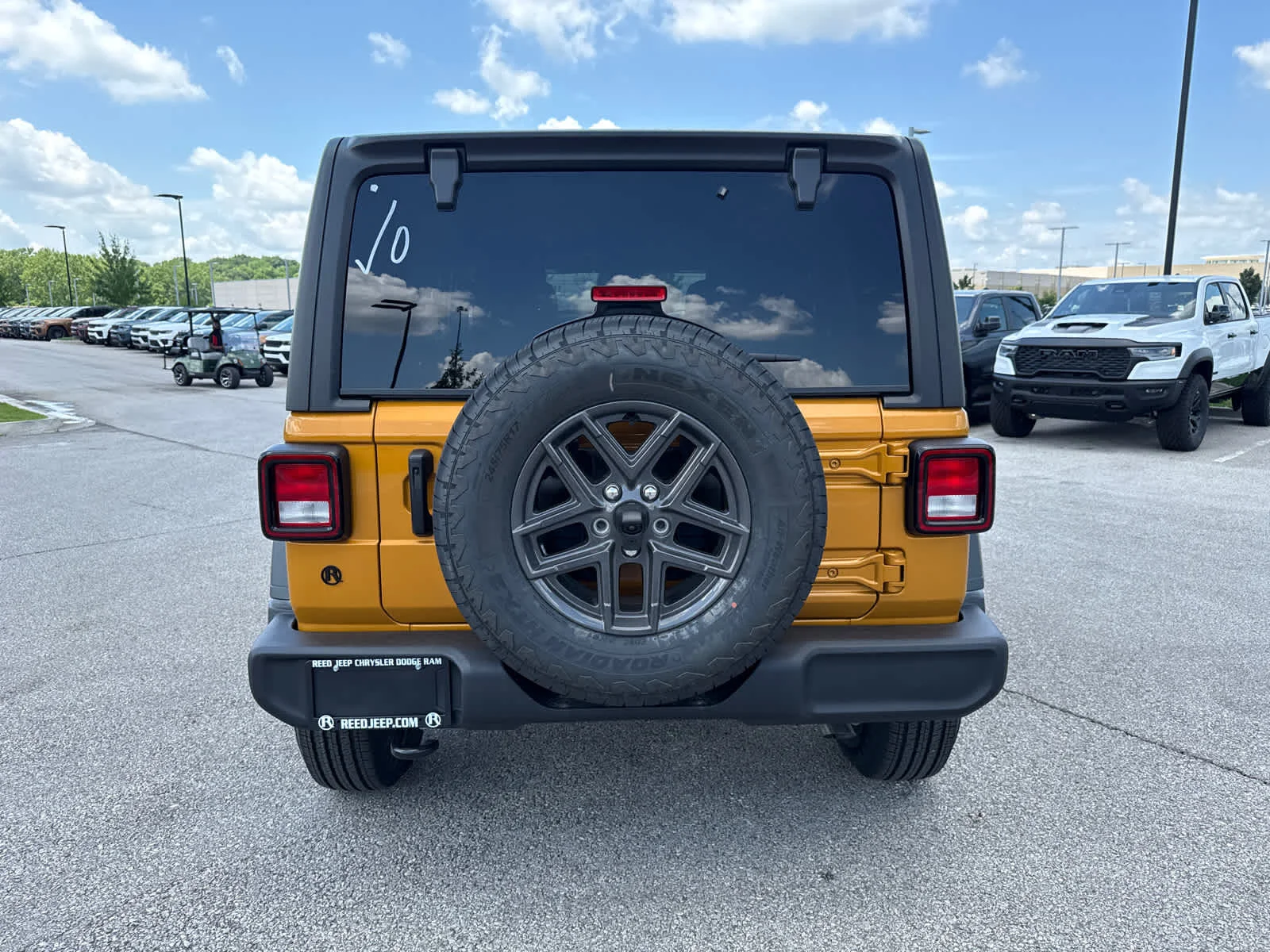 New 2026 Goldilocks Jeep Sport S image 7