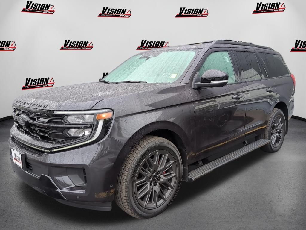 2025 Ford Expedition Platinum 4x4's photo