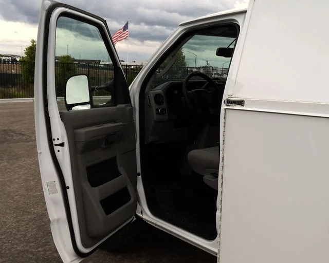 New 2025 Oxford White Ford Base image 16