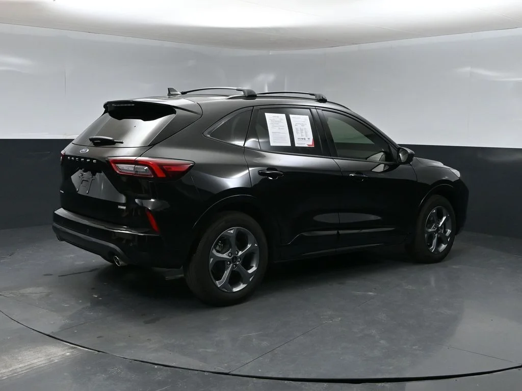 Used 2024 Black Ford ST-Line image 4