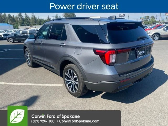 Used 2025 Gray Ford ST-Line image 7