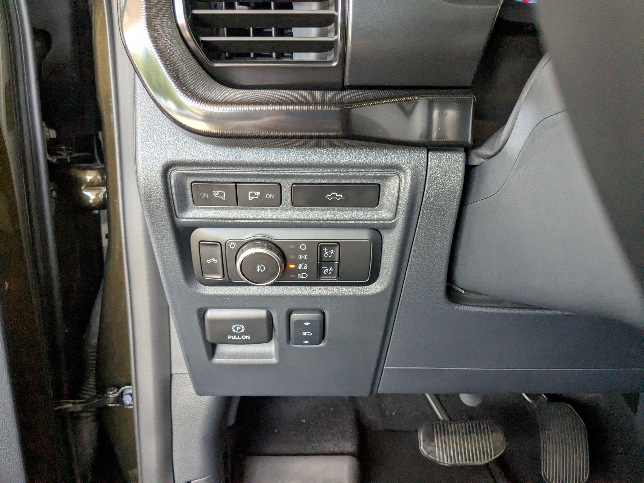 Used 2024 Green Ford Raptor image 22