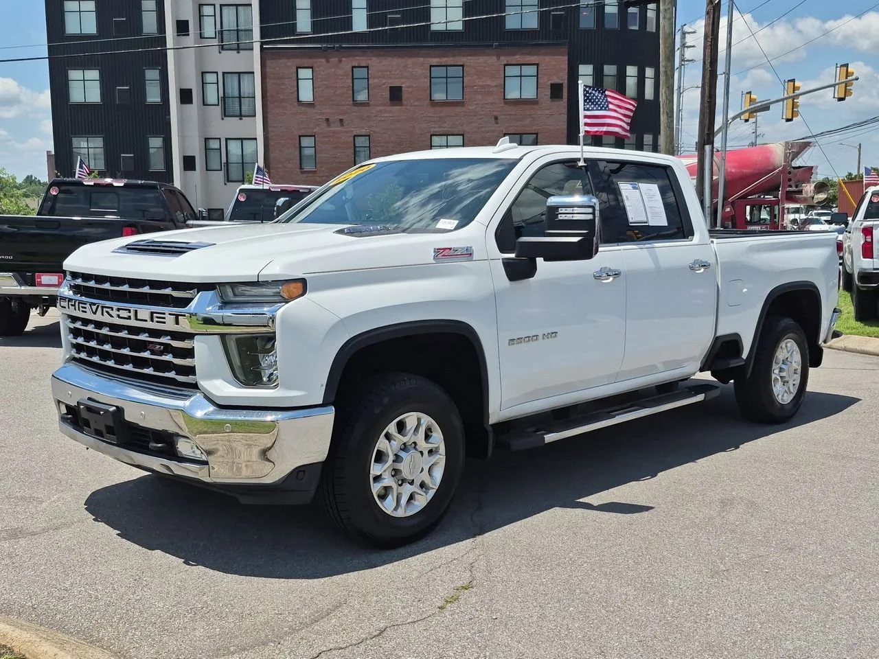 Used 2020 SUMMIT WHITE Chevrolet LTZ image 4