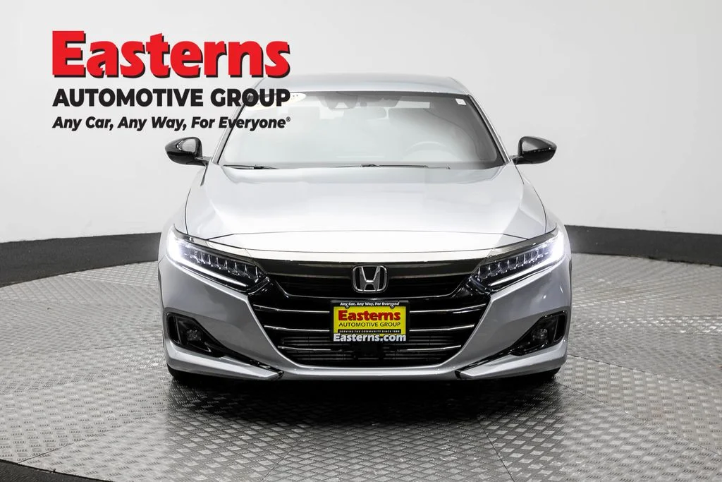 Used 2022 Silver Honda Sport image 2