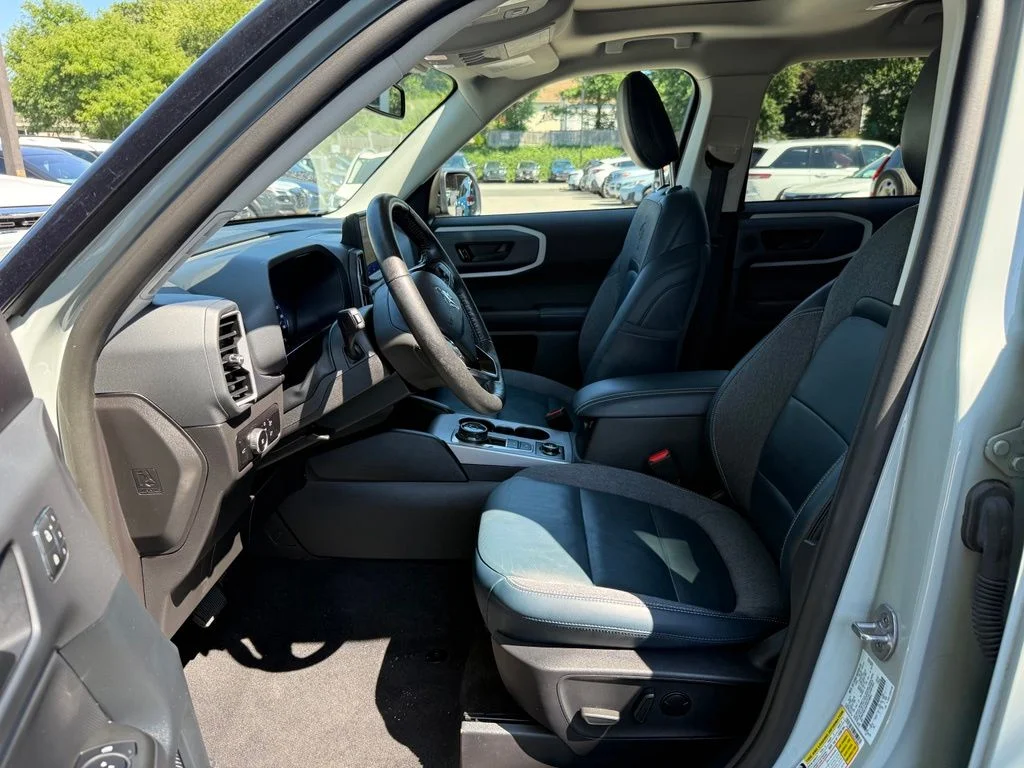 Used 2023 Green Ford Outer Banks image 24
