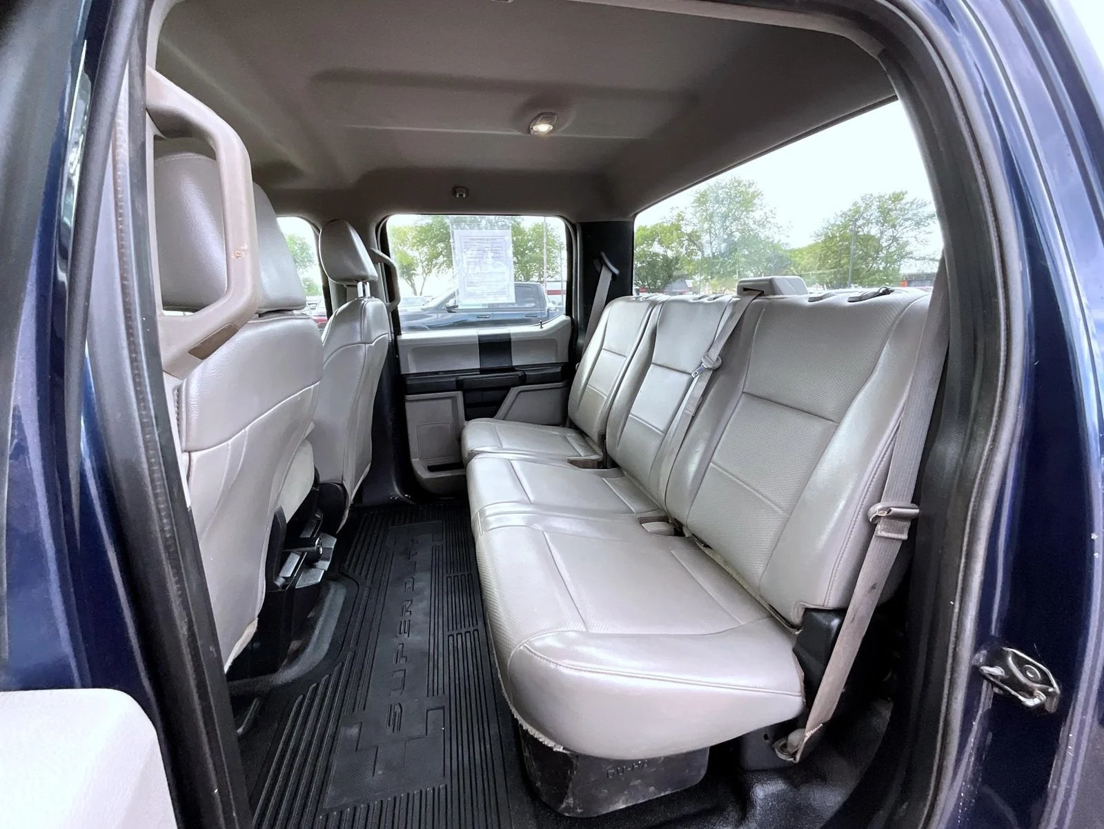 Used 2018 Blue Ford XL image 20