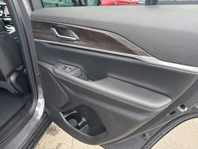 New 2026 Baltic Gray Metallic Clear-Coat Exterior Paint Jeep Laredo Altitude image 11