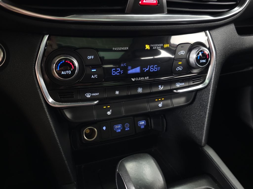 2020 Hyundai Santa Fe SEL - Photo 25
