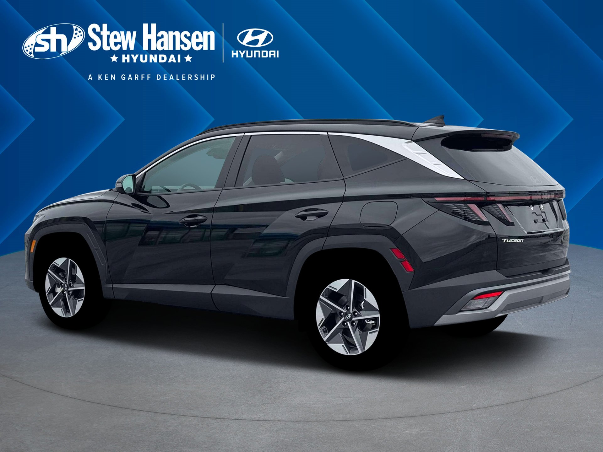 New 2026 Phantom Black Hyundai SEL Premium image 4