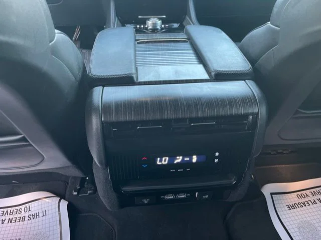 Used 2024 White Jeep Series II image 17