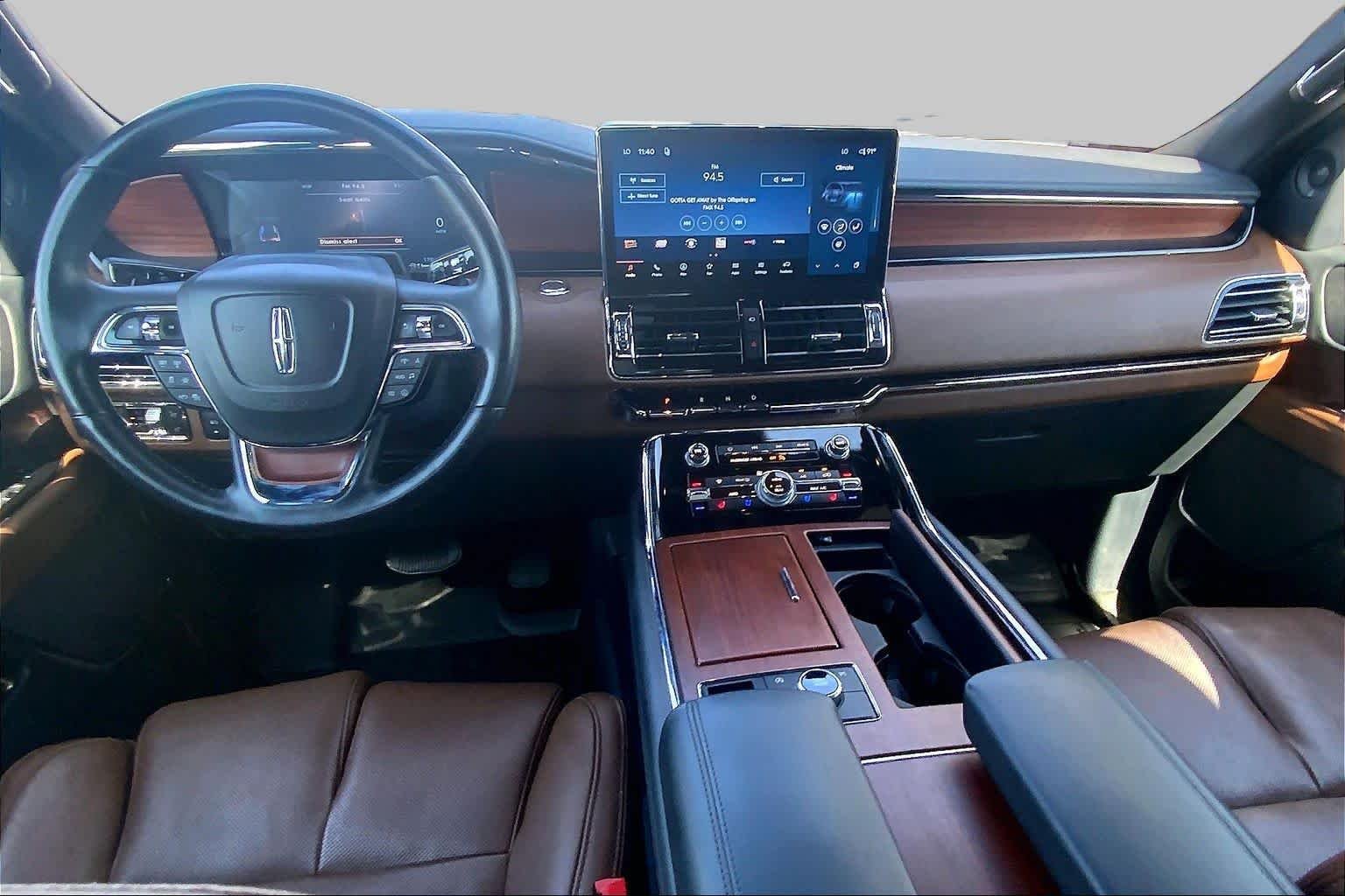 Certified Used 2022 Ceramic Pearl Metallic Tri-Coat Lincoln Reserve image 16