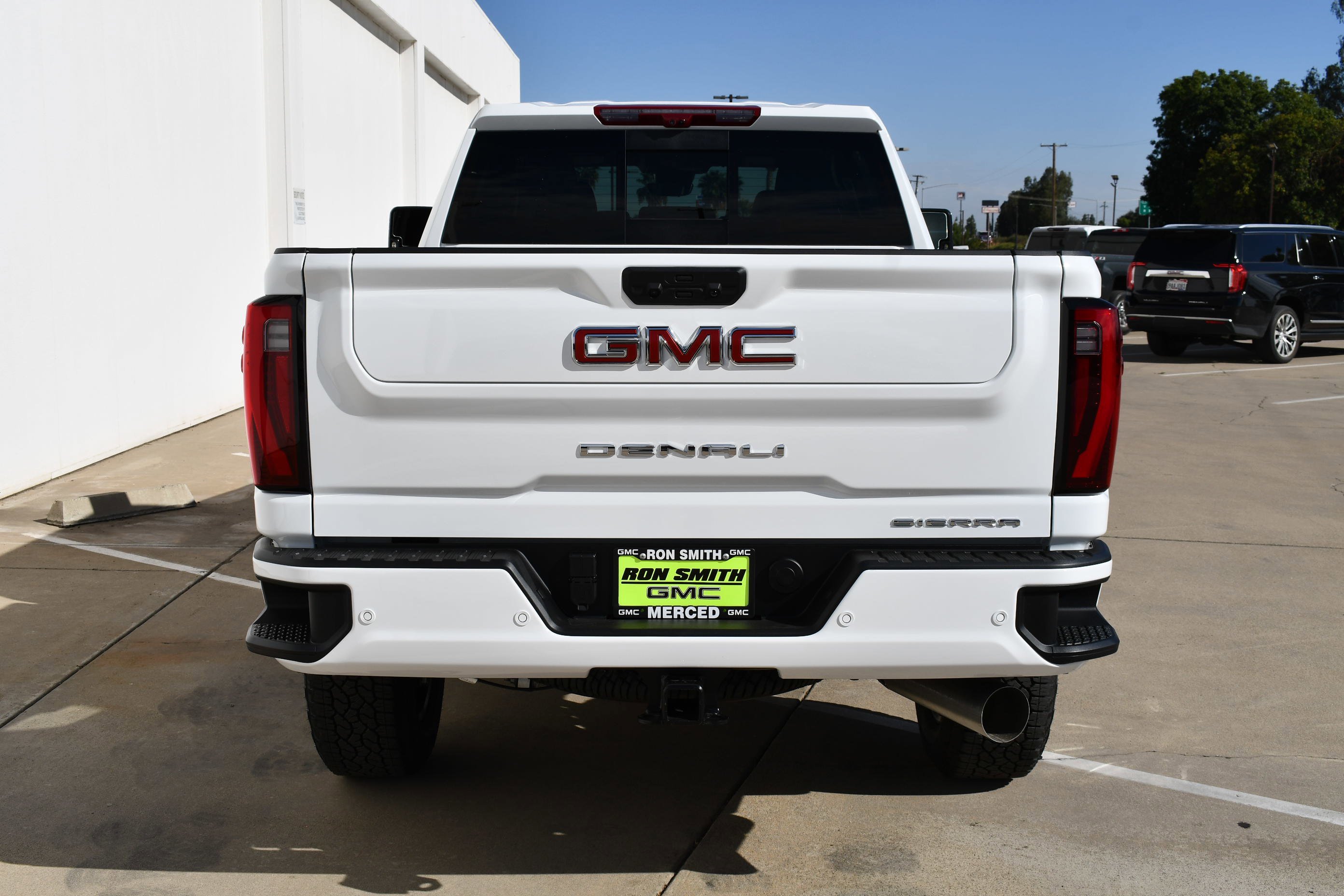 2026 GMC Sierra 2500HD Denali - Photo 8