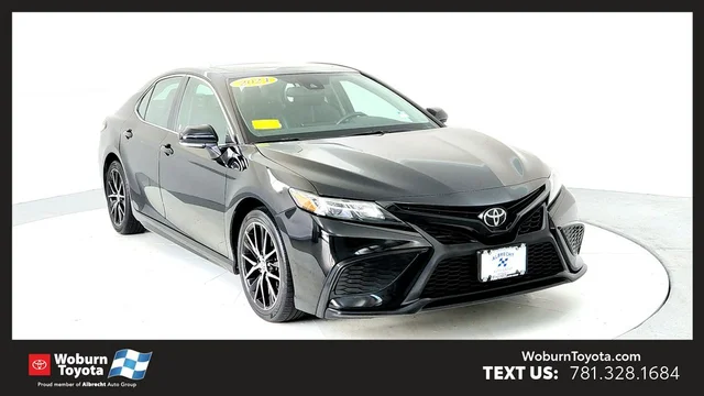 2024 Toyota Camry SE