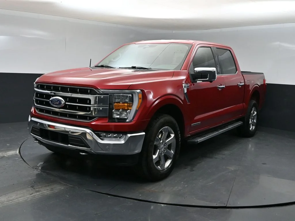 Used 2021 Red Ford Lariat image 5