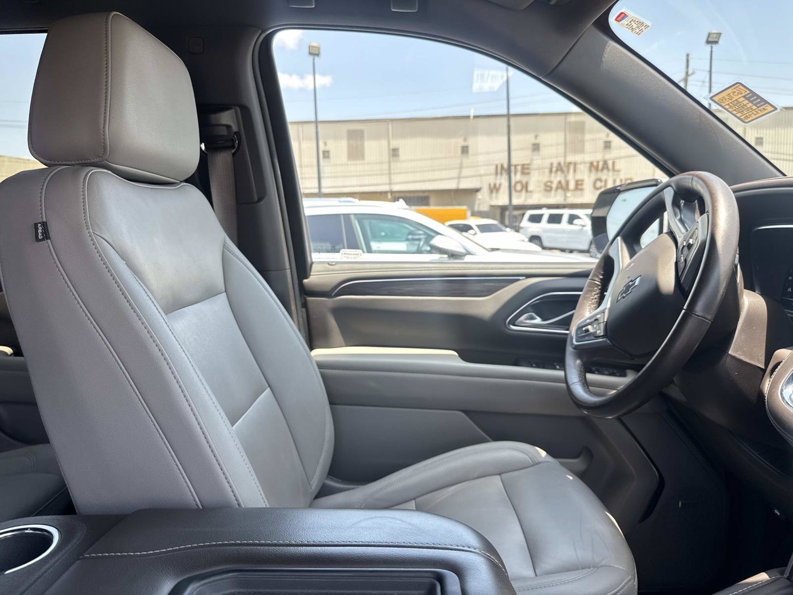 Used 2022 White Chevrolet Z71 image 36