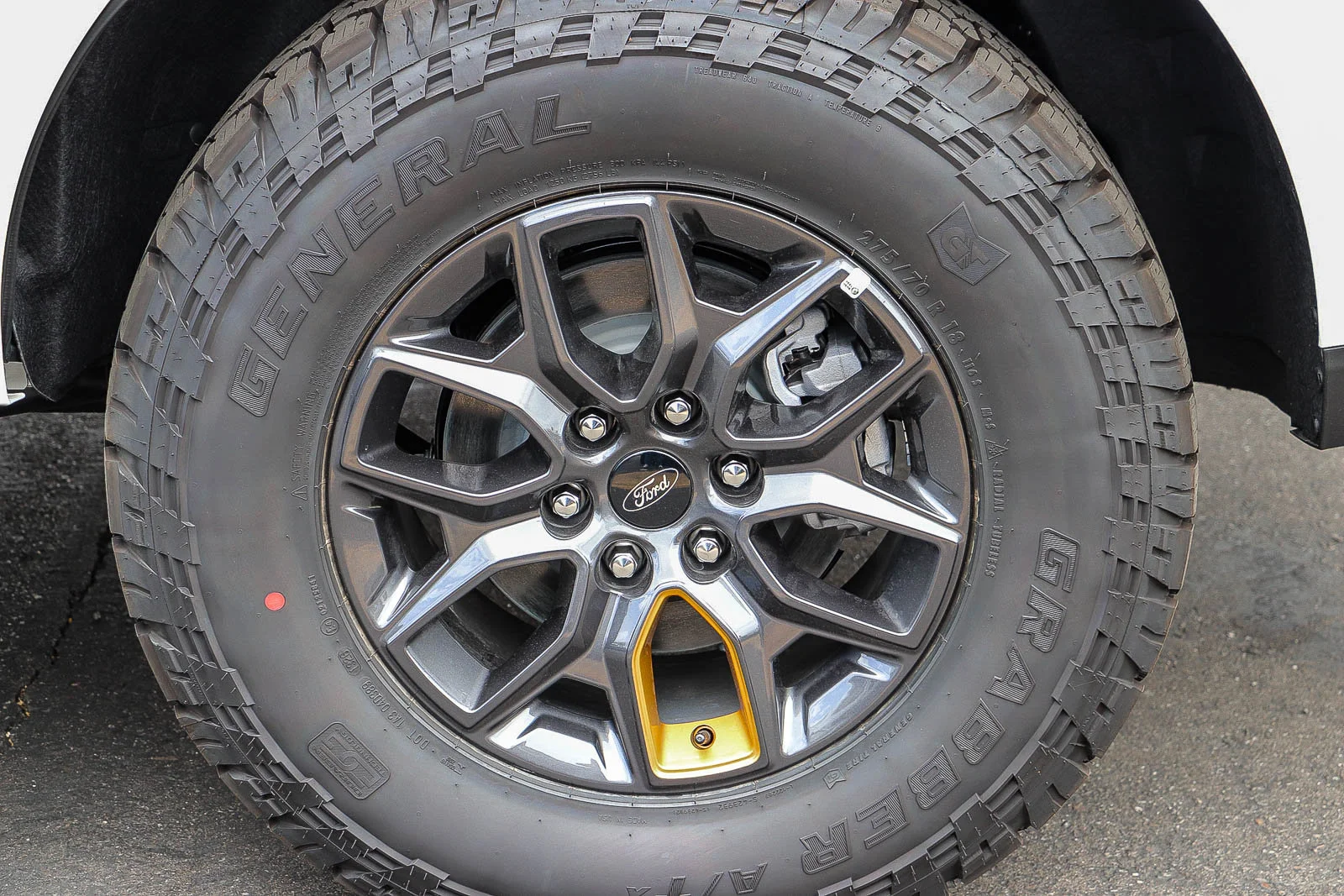 New 2026 Star White Metallic Tri-Coat Ford Tremor® image 12
