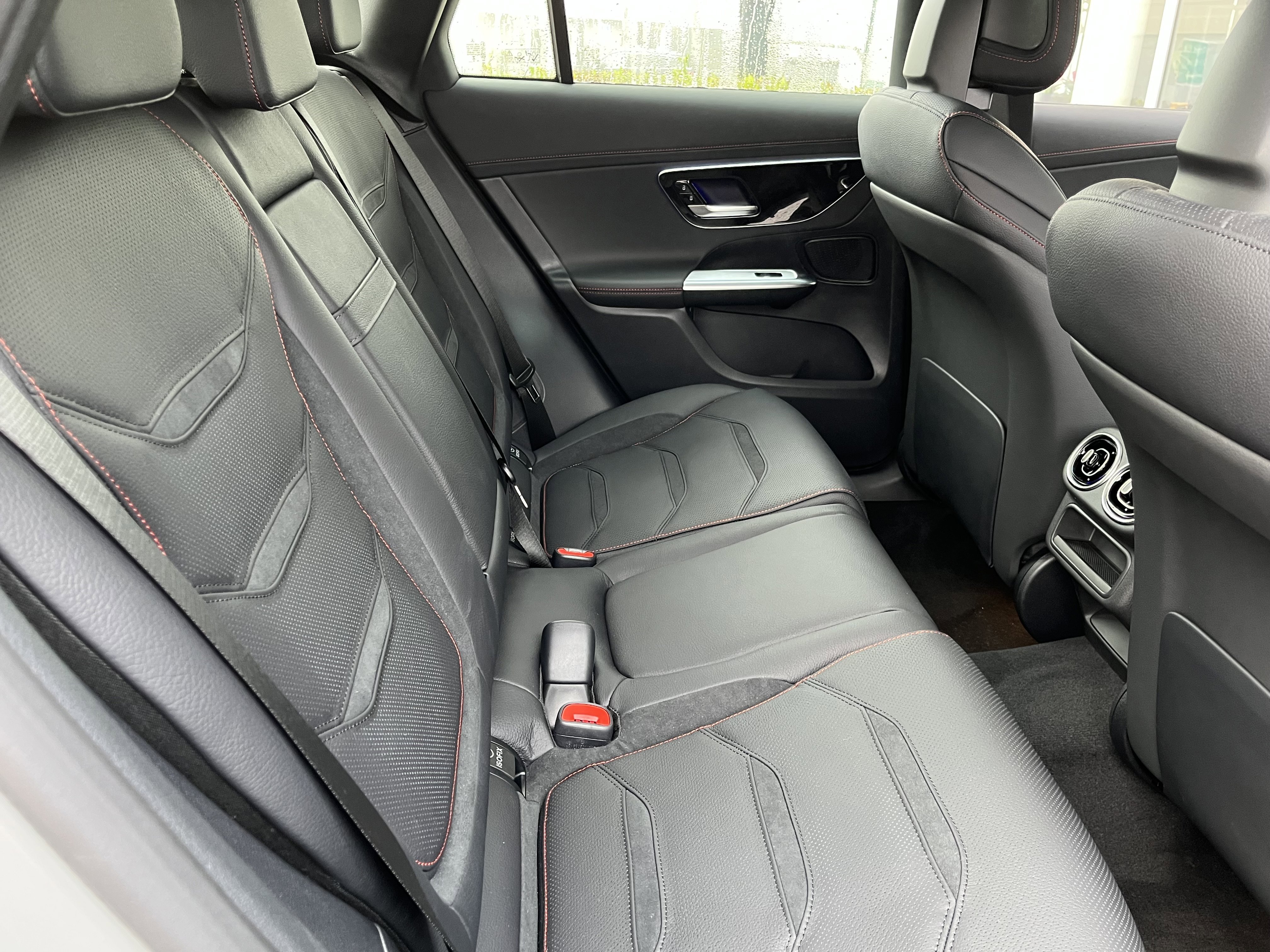 New 2026 MANUFAKTUR Alpine Grey Mercedes-Benz AMG® GLC 43 image 21