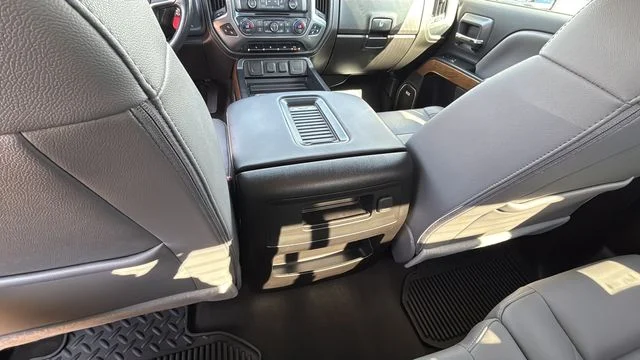 Used 2018 Gray Chevrolet LTZ image 19