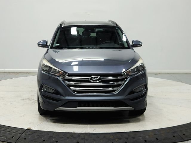 Used 2018 Gray Hyundai Limited image 3