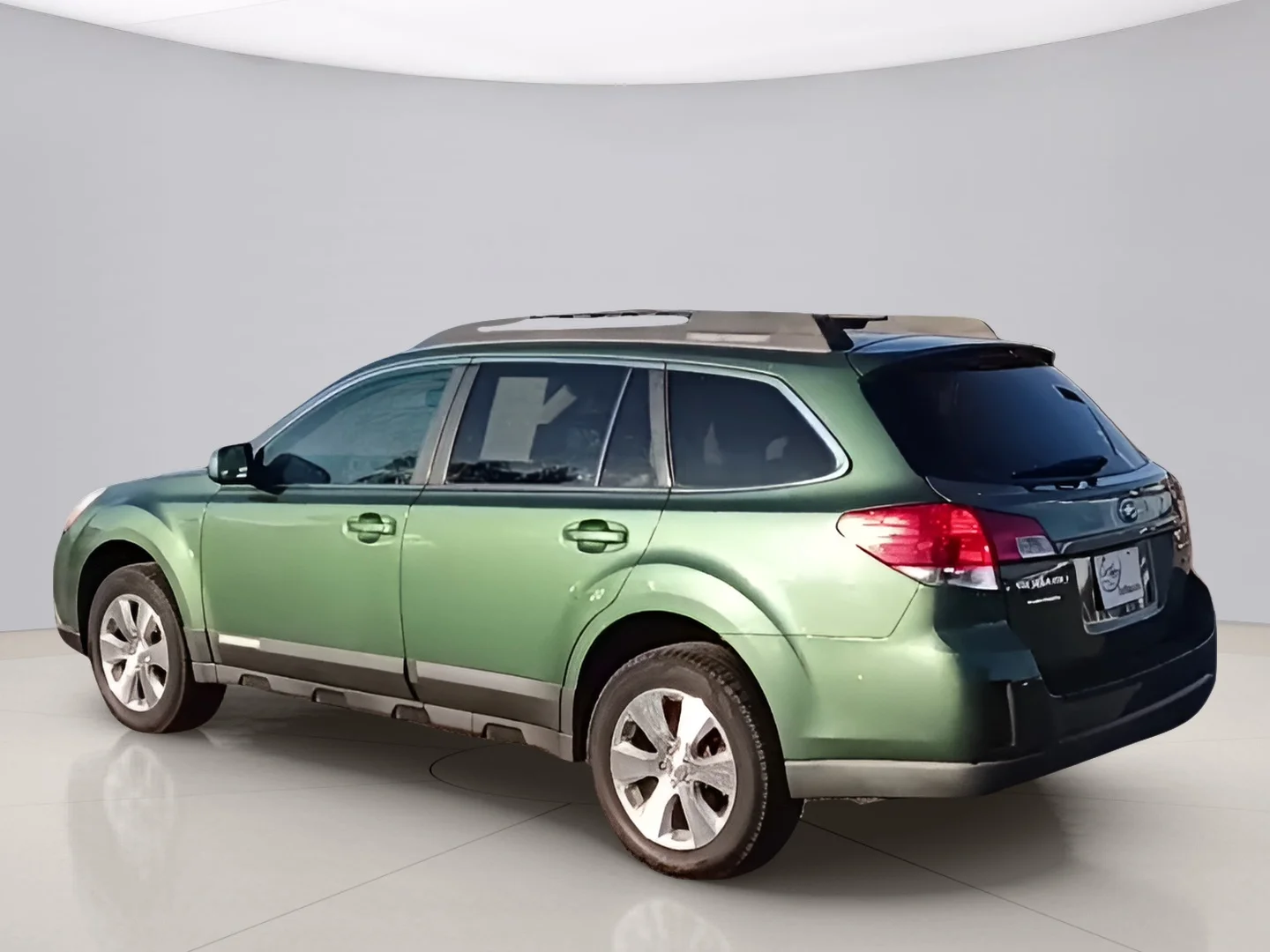 Used 2010 Green Subaru 3.6R LIMIT image 7