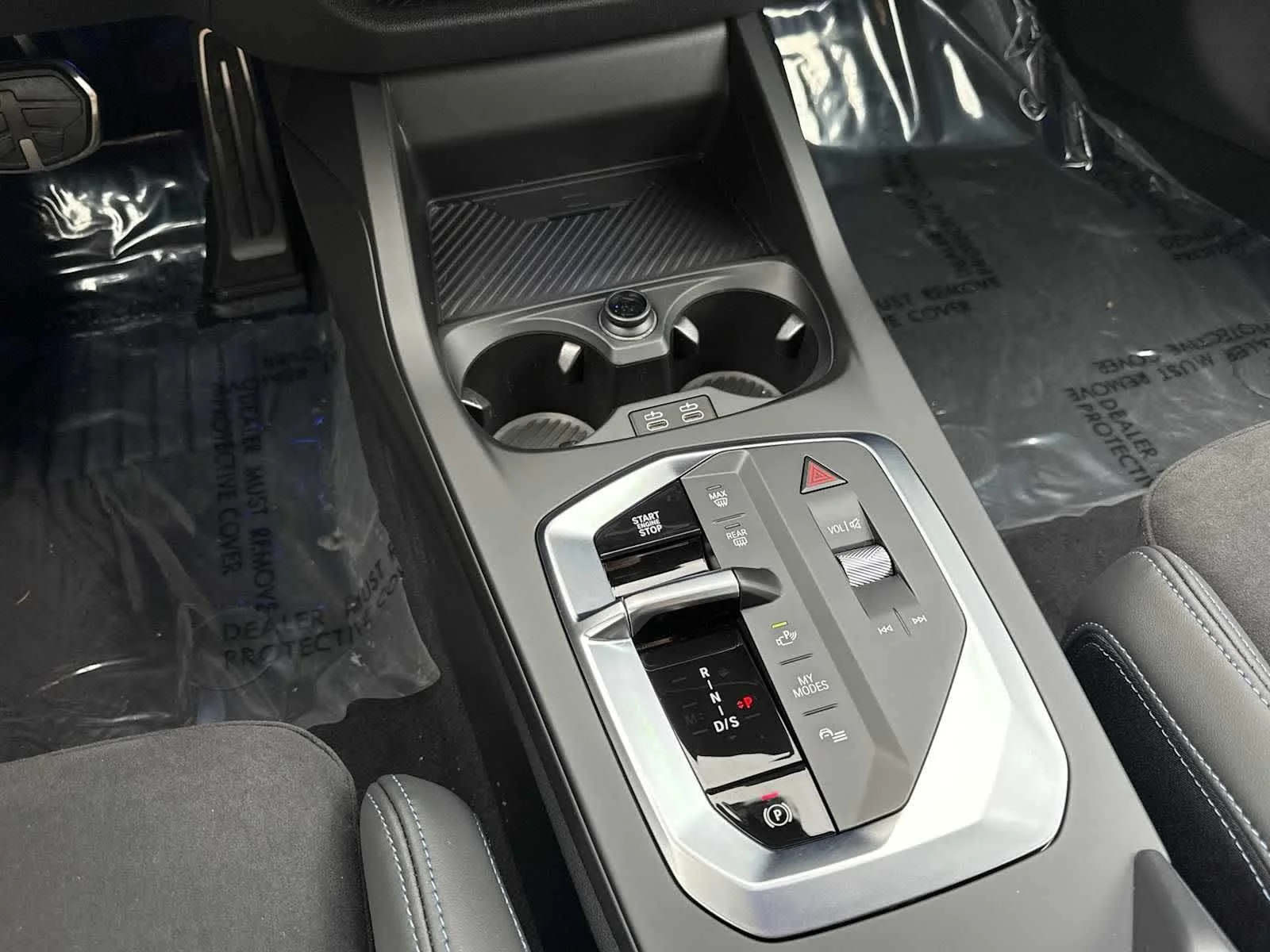 2026 BMW 2 Series M235 - Photo 28