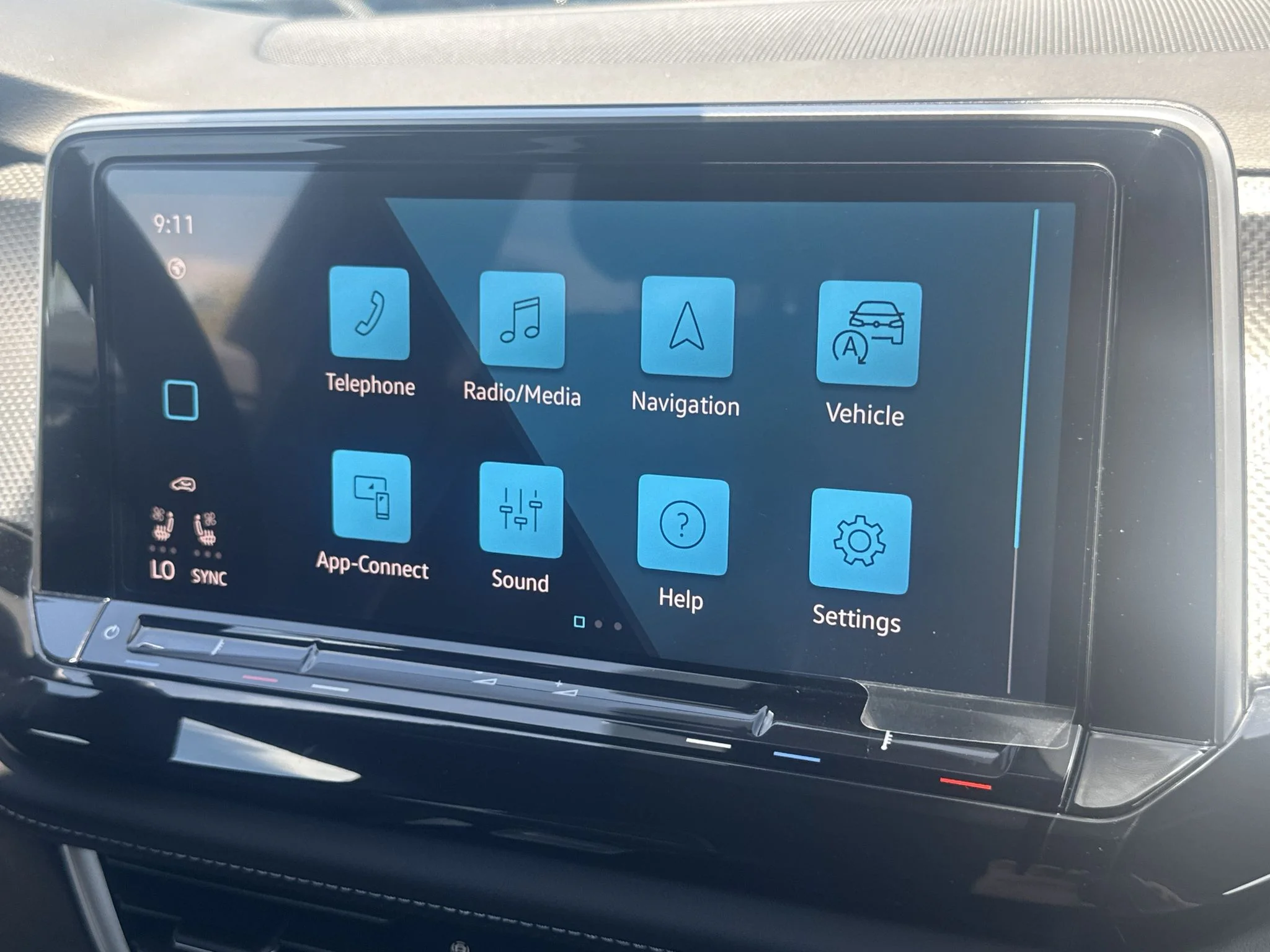 New 2026 Pure Gray Volkswagen 2.0T SEL Premium R-Line image 25